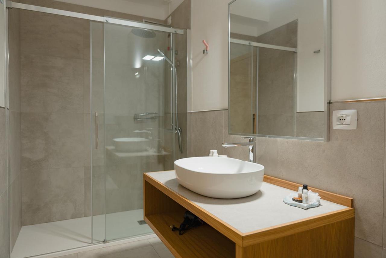 Rooms, Affittacamere Maksim Golfo Aranci Exterior foto
